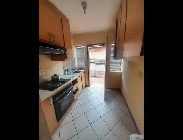3 BEDROOM HOUSE FOR SALE IN SOSHANGUVE VV